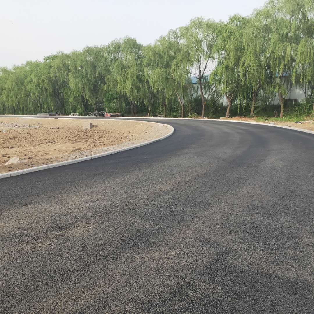 沥青完成面 (2).jpg