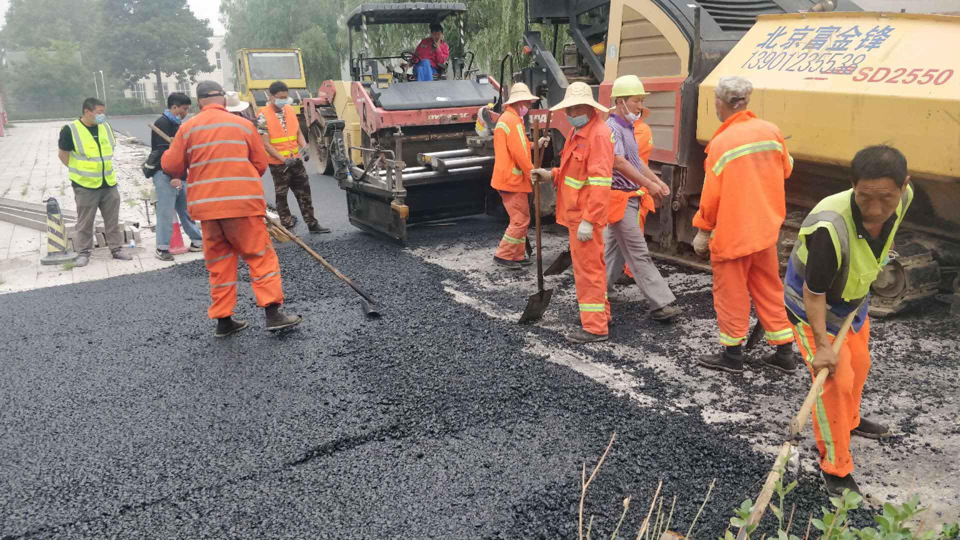 沥青路面摊铺 (22).jpg